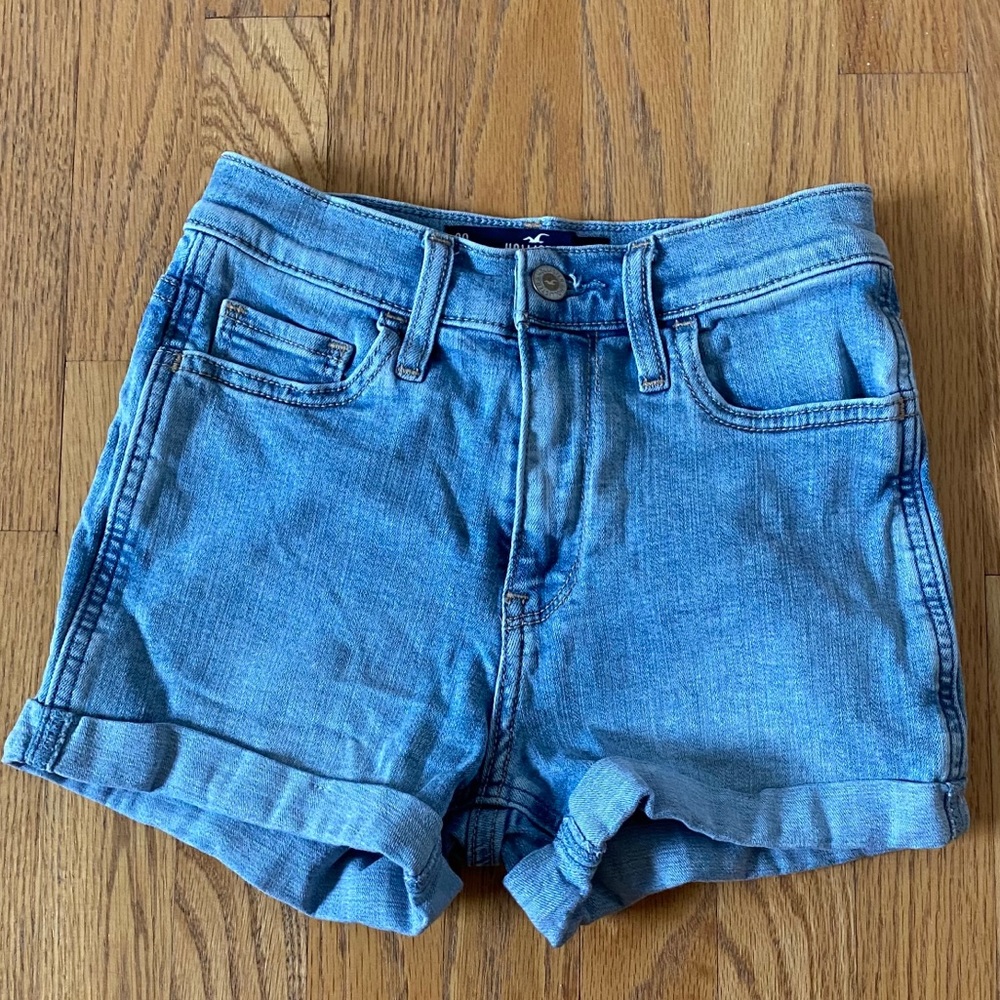Hollister High Rise Light Wash Denim Shorts